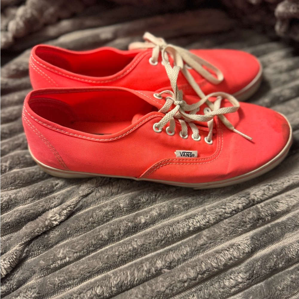 Vans Women's bright pink Canvas Sneakers
